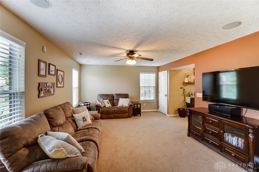 1615 South Branch Road Dayton, OH 45458 - Photo 6 of 52 Gallery Image 6