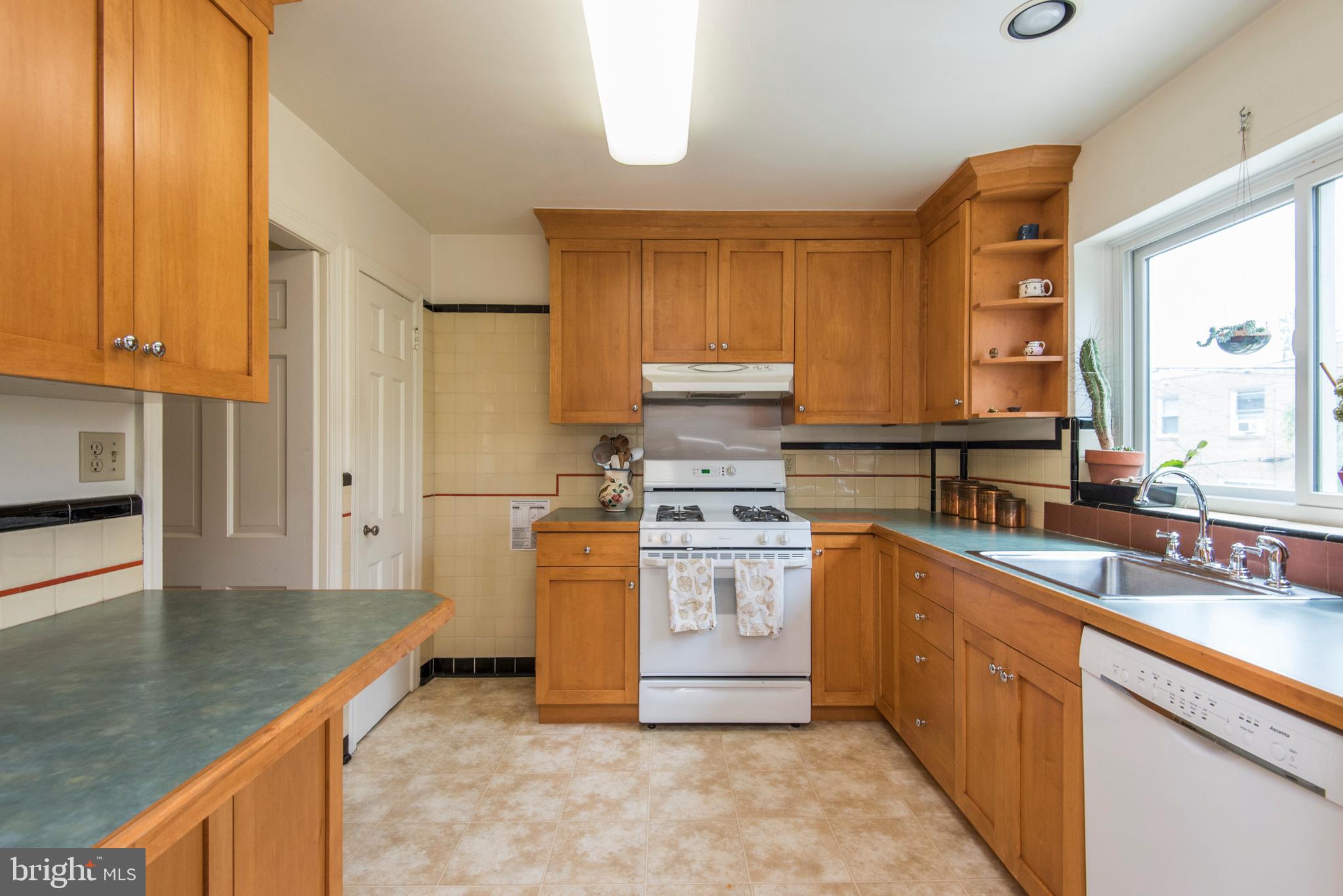 226 Edgehill Road Merion Station, PA 19066 - Photo 7 of 15 Gallery Image 7