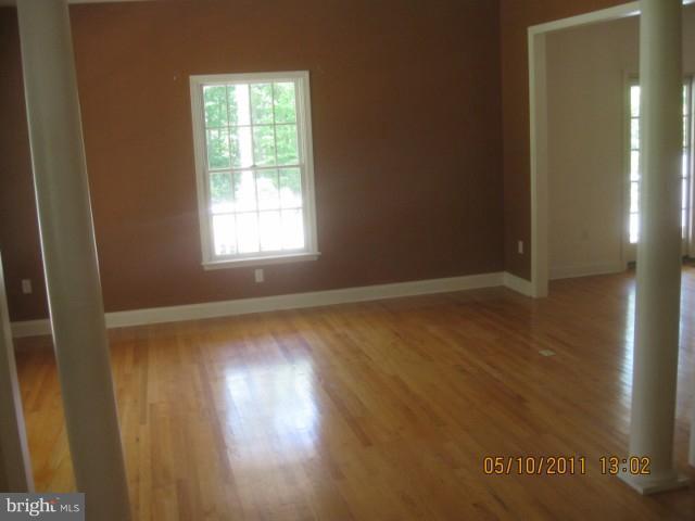 65 Red Point Road North East, MD 21901 - Photo 16 of 17 Living Room