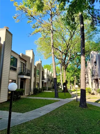 $84,900 | 17202 Imperial Valley Drive, Unit 40, Houston, TX 77060