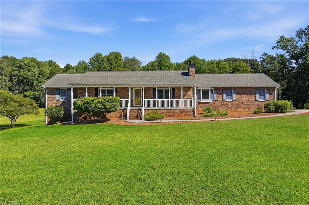 2301 Griffith Road Winston-Salem, NC 27103 - Photo 1 of 40 Gallery Image 1