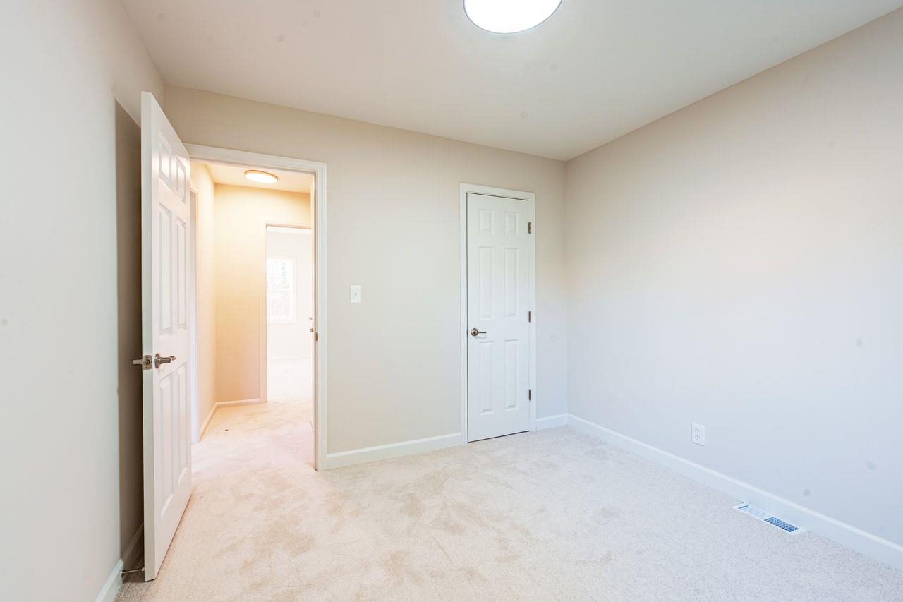 109 Wintergreen Terrace Moore, SC 29369 - Photo 18 of 34