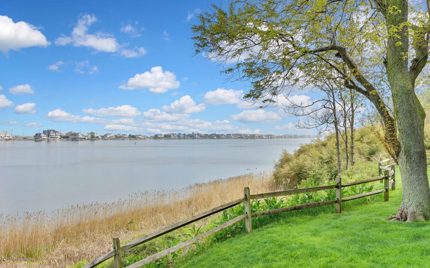 200 Portland Road, Unit B5 Highlands, NJ 07732 - Photo 24 of 25 a view of a lake and mountain in the back