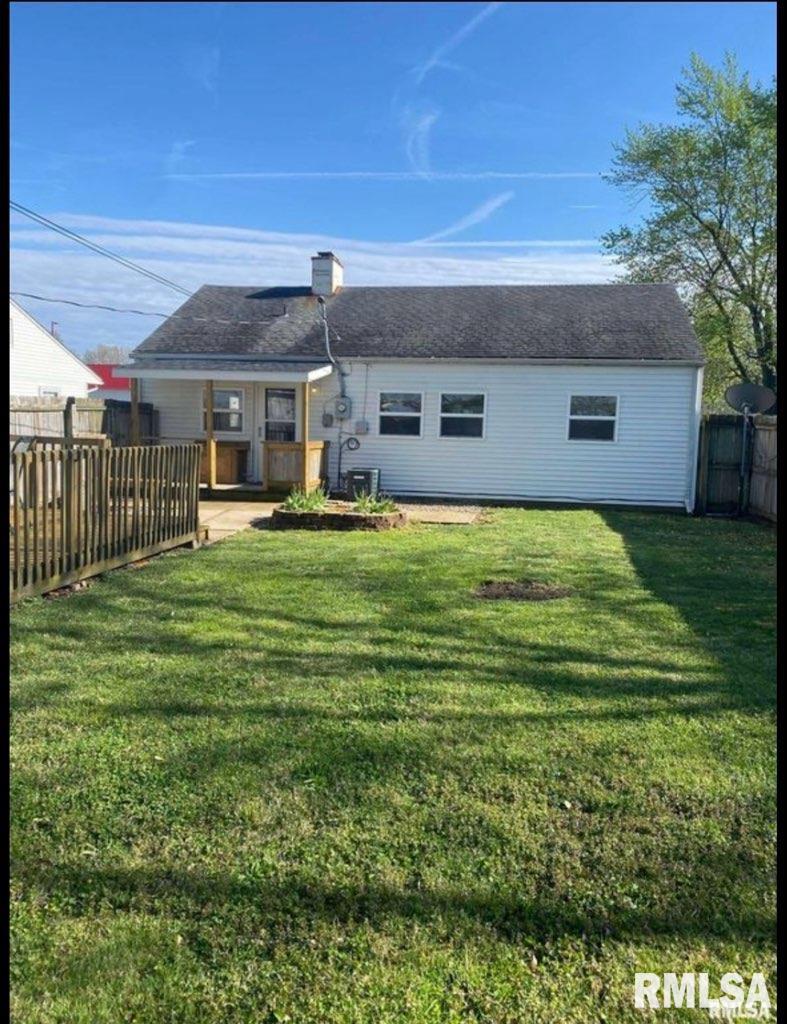 1017 West Iles Avenue Springfield, IL 62704 - Photo 17 of 21 Gallery Image 17