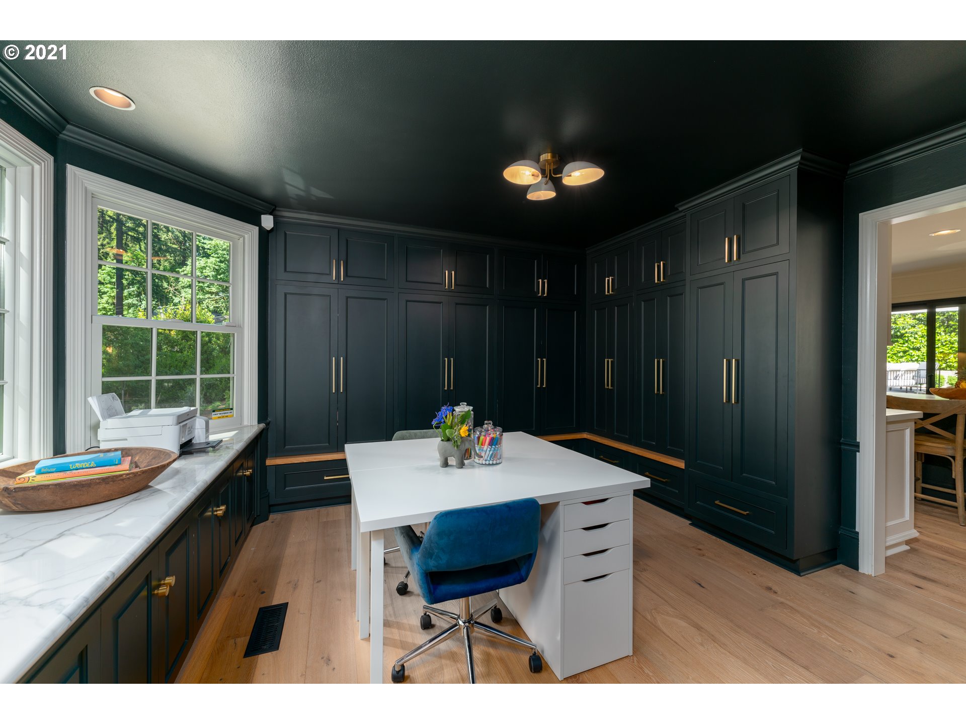 13485 Southwest Glen Road Portland, OR 97219 - Photo 17 of 32 Gallery Image 17