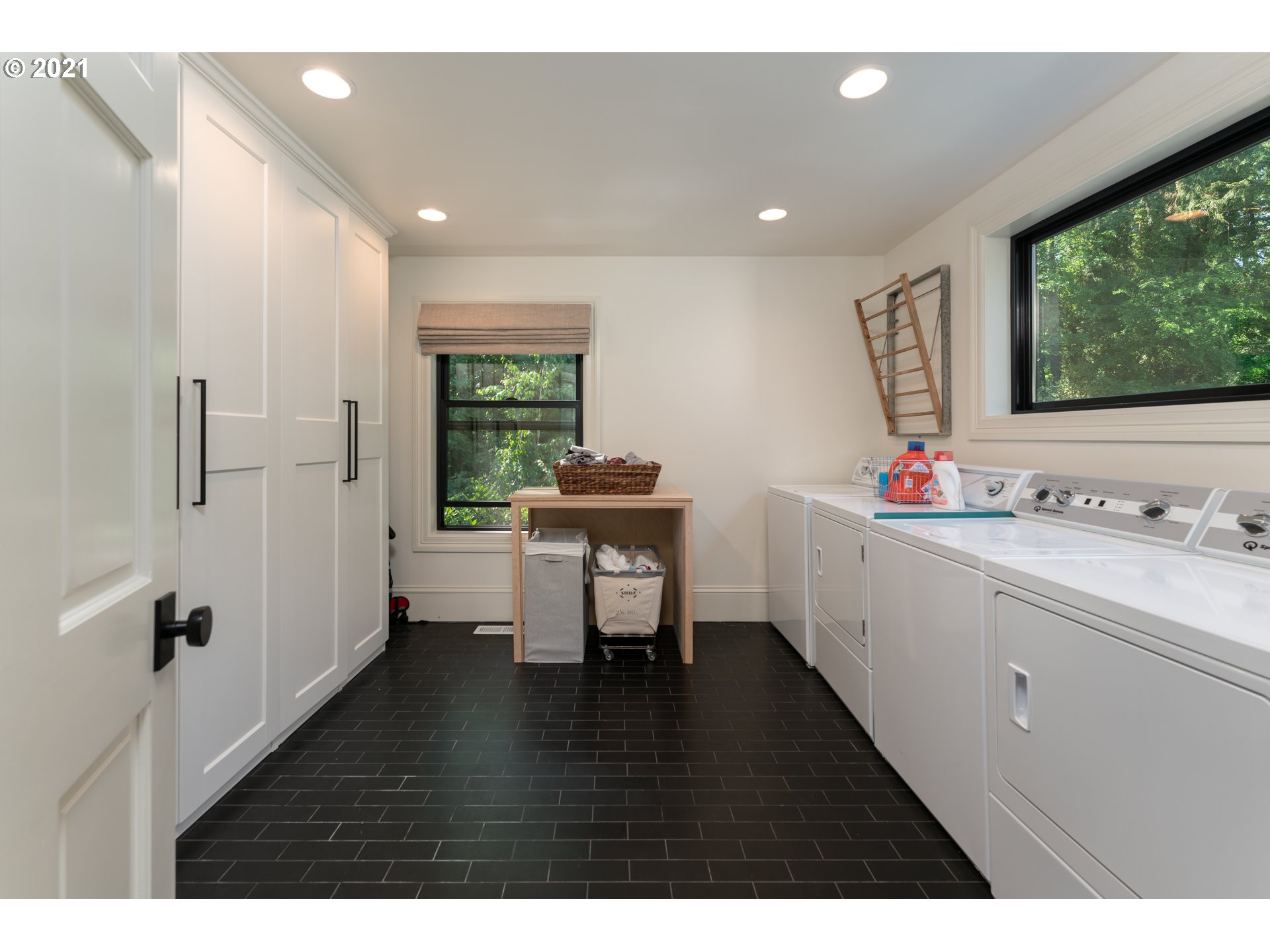 13485 Southwest Glen Road Portland, OR 97219 - Photo 24 of 32 Gallery Image 24