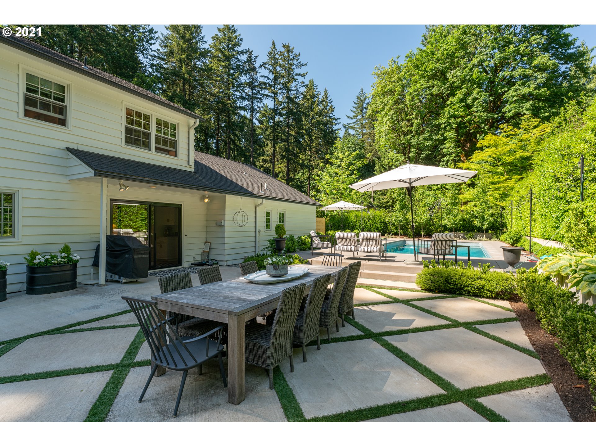 13485 Southwest Glen Road Portland, OR 97219 - Photo 26 of 32 Gallery Image 26