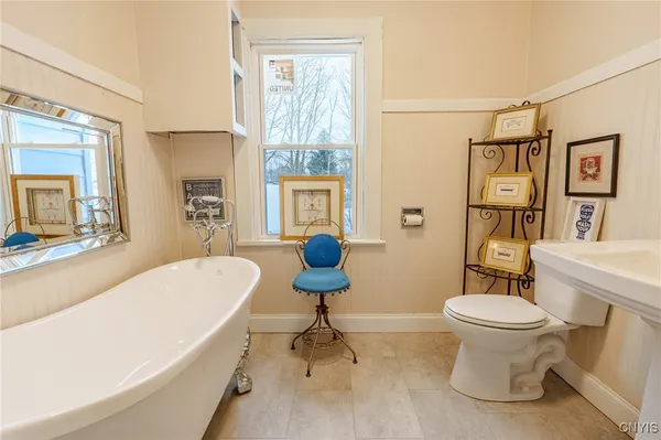 $244,900 | 407 West Bloomfield Street, Rome, NY 13440