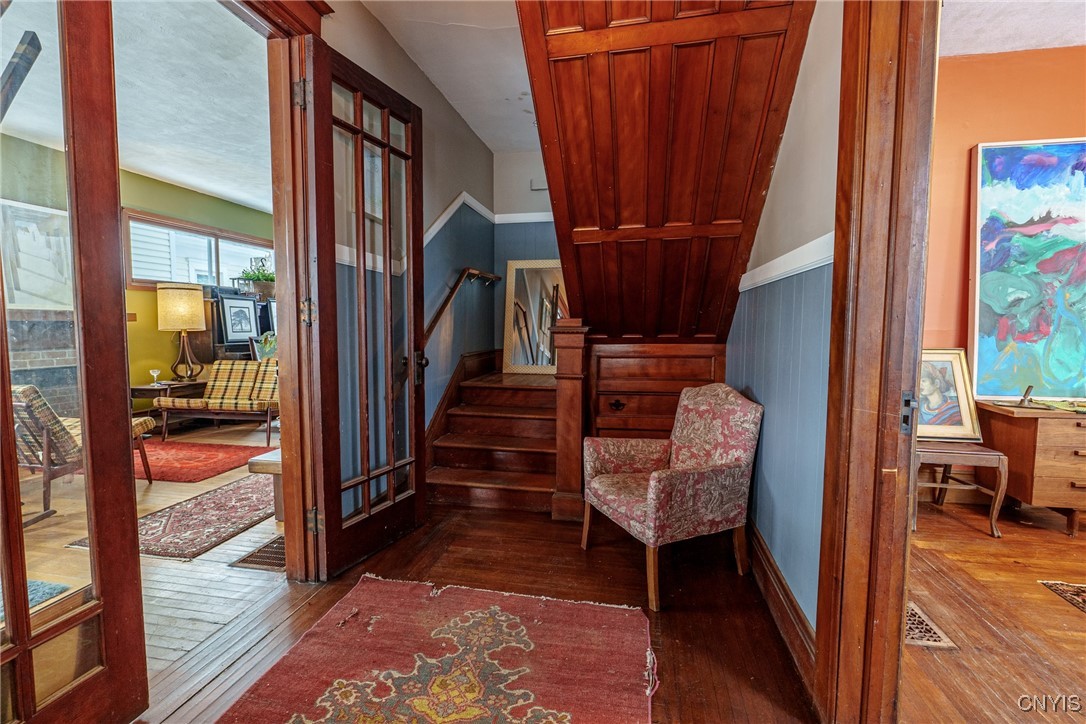 407 West Bloomfield Street Rome, NY 13440 - Photo 2 of 26