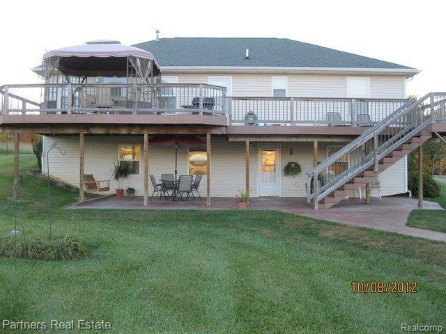 4860 Stow Road Fowlerville, MI 48836 - Photo 18 of 18 Rear View