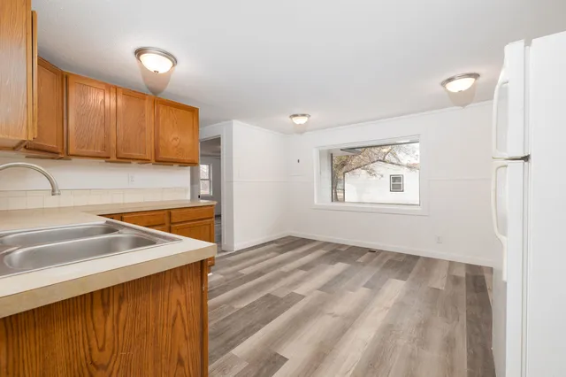 $155,000 | 320 East Ave C, Hutchinson, KS 67501