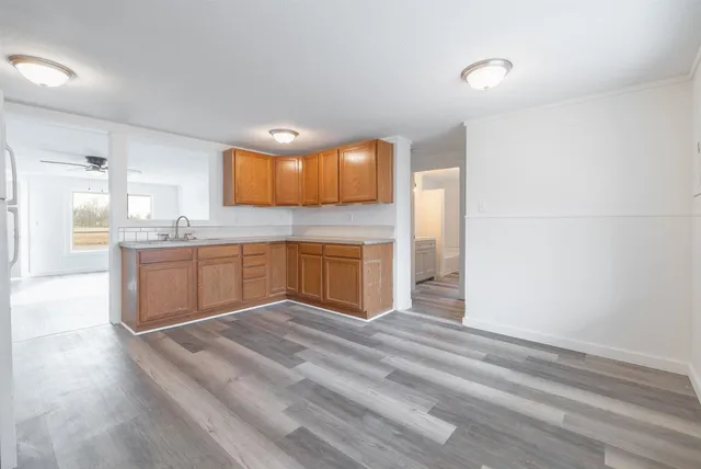 $155,000 | 320 East Ave C, Hutchinson, KS 67501