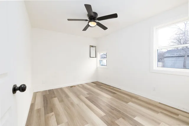 $155,000 | 320 East Ave C, Hutchinson, KS 67501