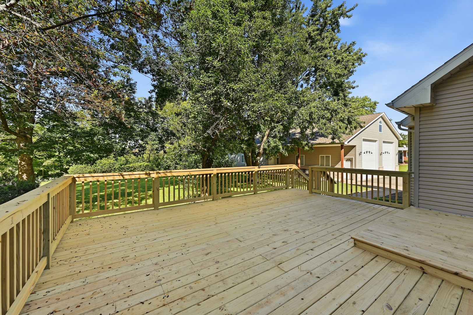 3429 Wolf Road Oswego, IL 60543 - Photo 14 of 46 Gallery Image 14