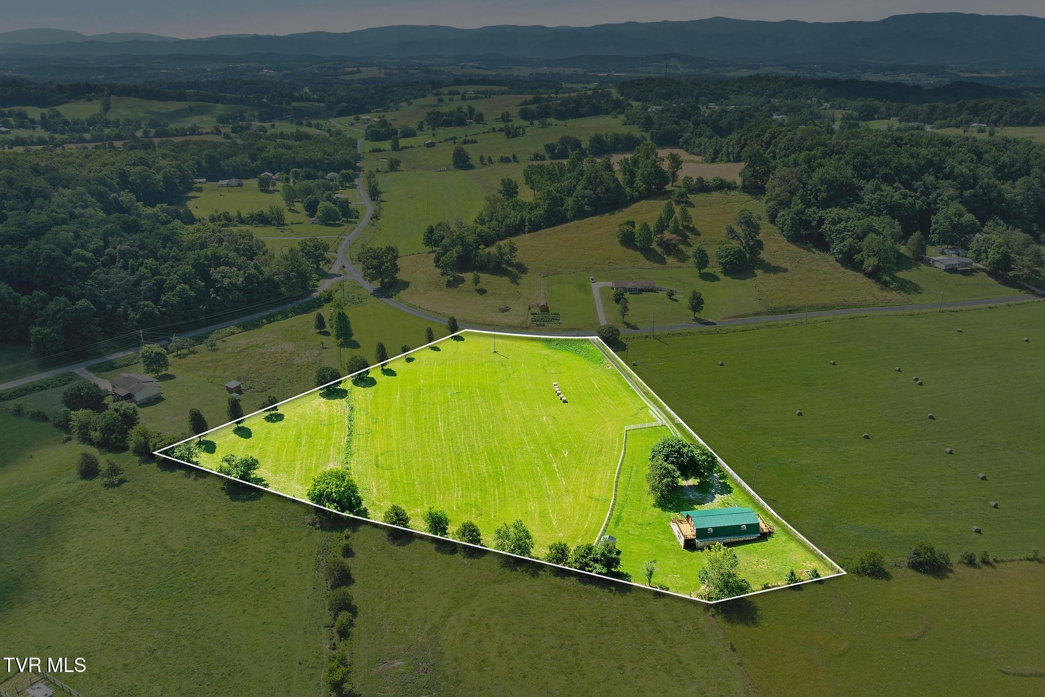 1115 Heritage Road North Chuckey, TN 37641 - Photo 19 of 68 DJI_0881_1