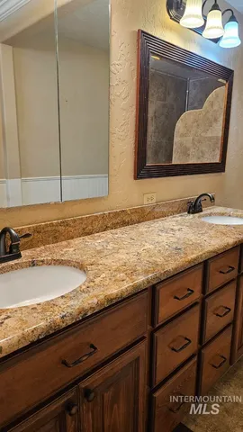 $599,900 | 3100 Crescent Rim Drive, Unit 308, Boise, ID 83706