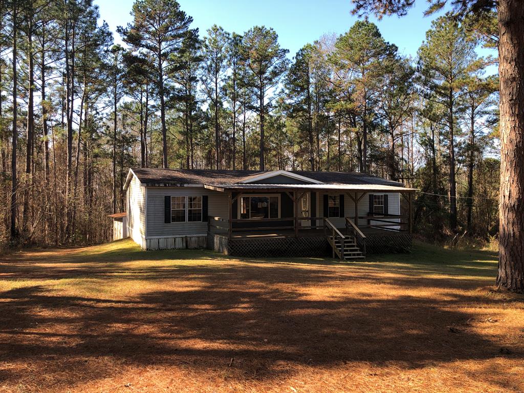 237 Sunset Drive Abbeville, AL 36310 - Photo 1 of 23 Main View