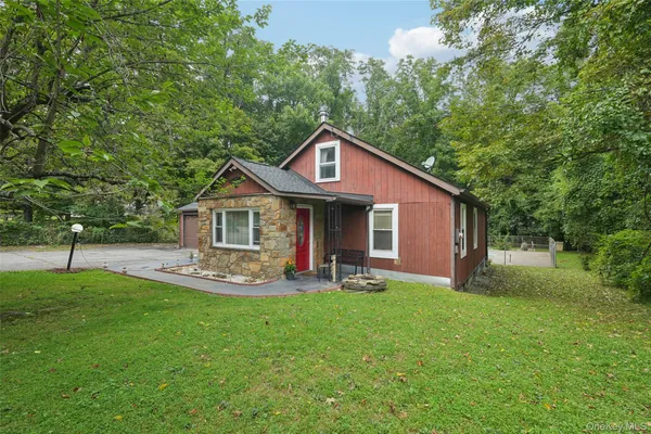 $595,000 | 11 Hustis Road, Cold Spring, NY 10516