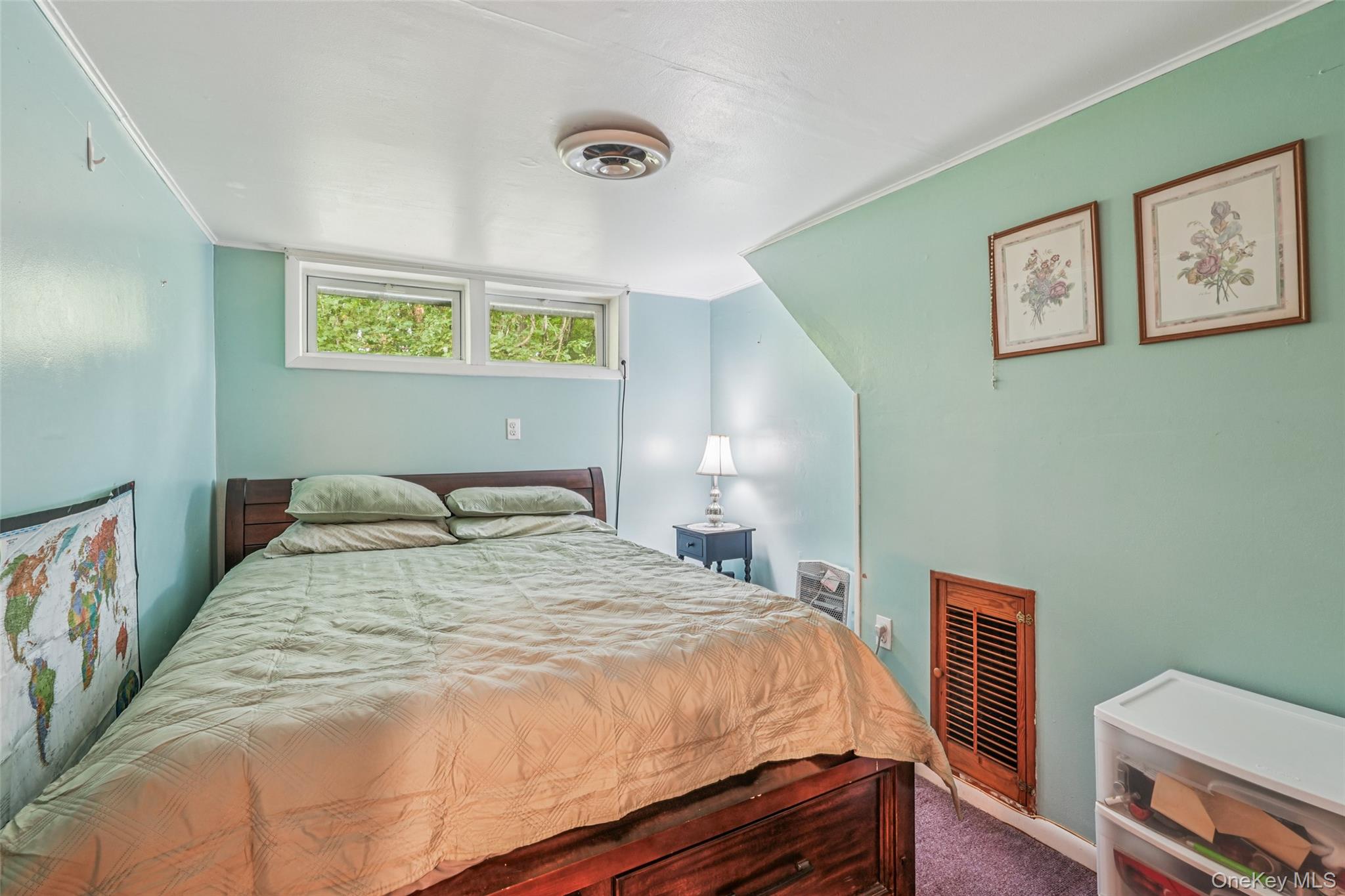 11 Hustis Road Cold Spring, NY 10516 - Photo 15 of 31 2nd Bedroom on lower level.