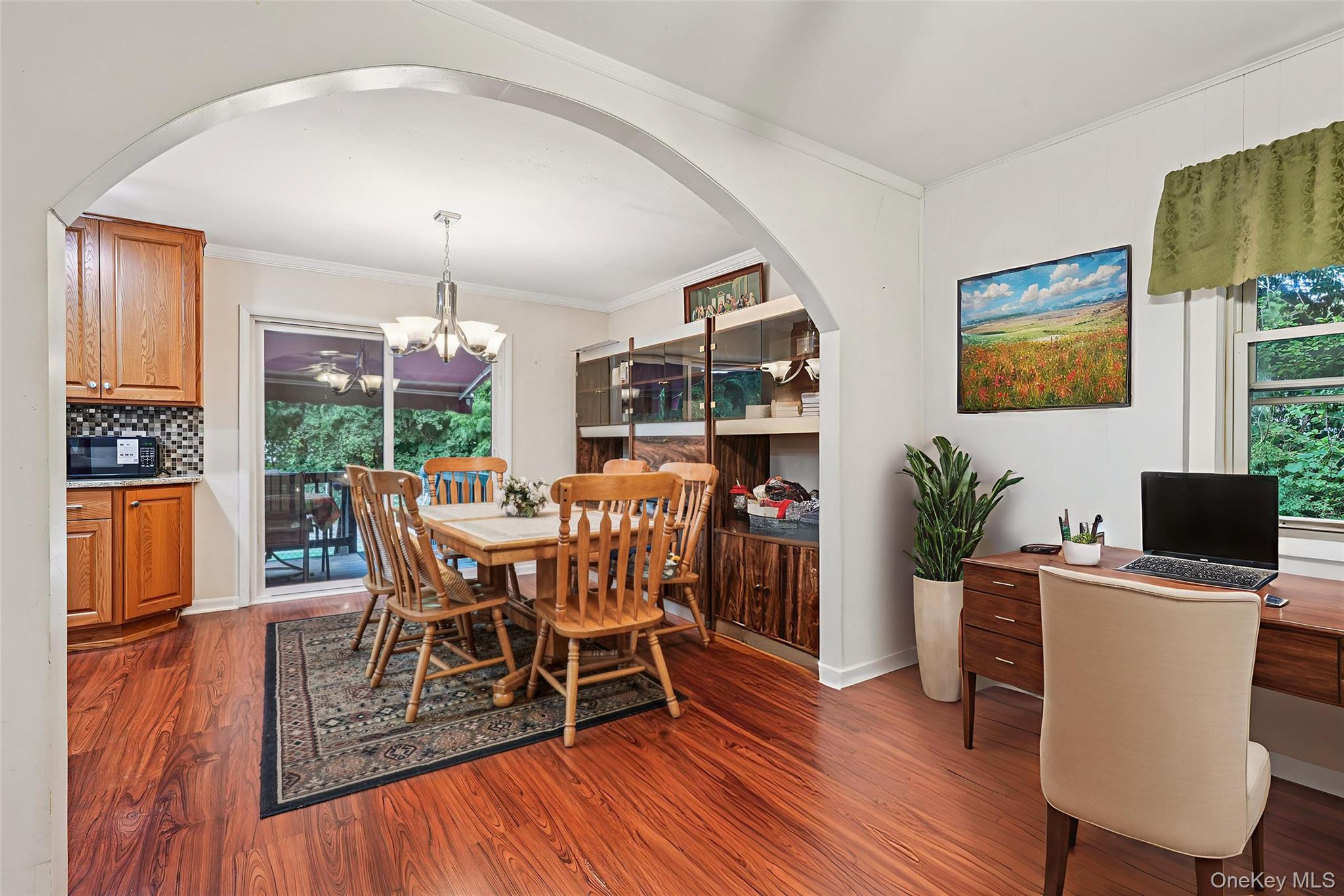 11 Hustis Road Cold Spring, NY 10516 - Photo 10 of 31 Versatile space adjacent to Dining Room.