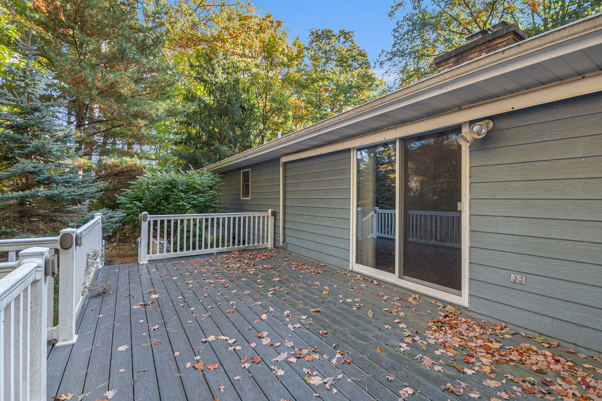 3220 Totimo Road Mount Pleasant, MI 48858 - Photo 18 of 26 Sliders to Deck