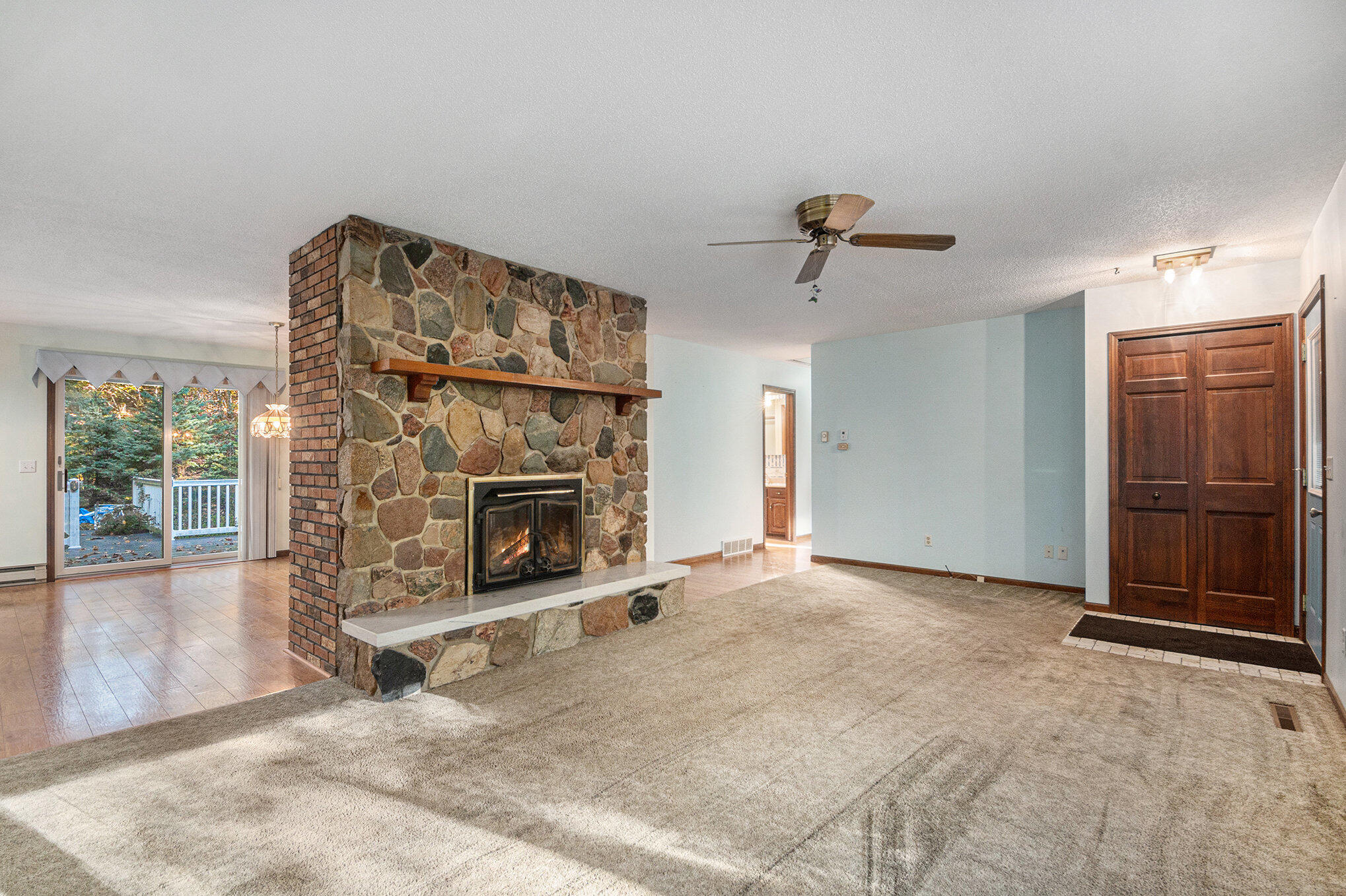 3220 Totimo Road Mount Pleasant, MI 48858 - Photo 4 of 26 Fieldstone Fireplace