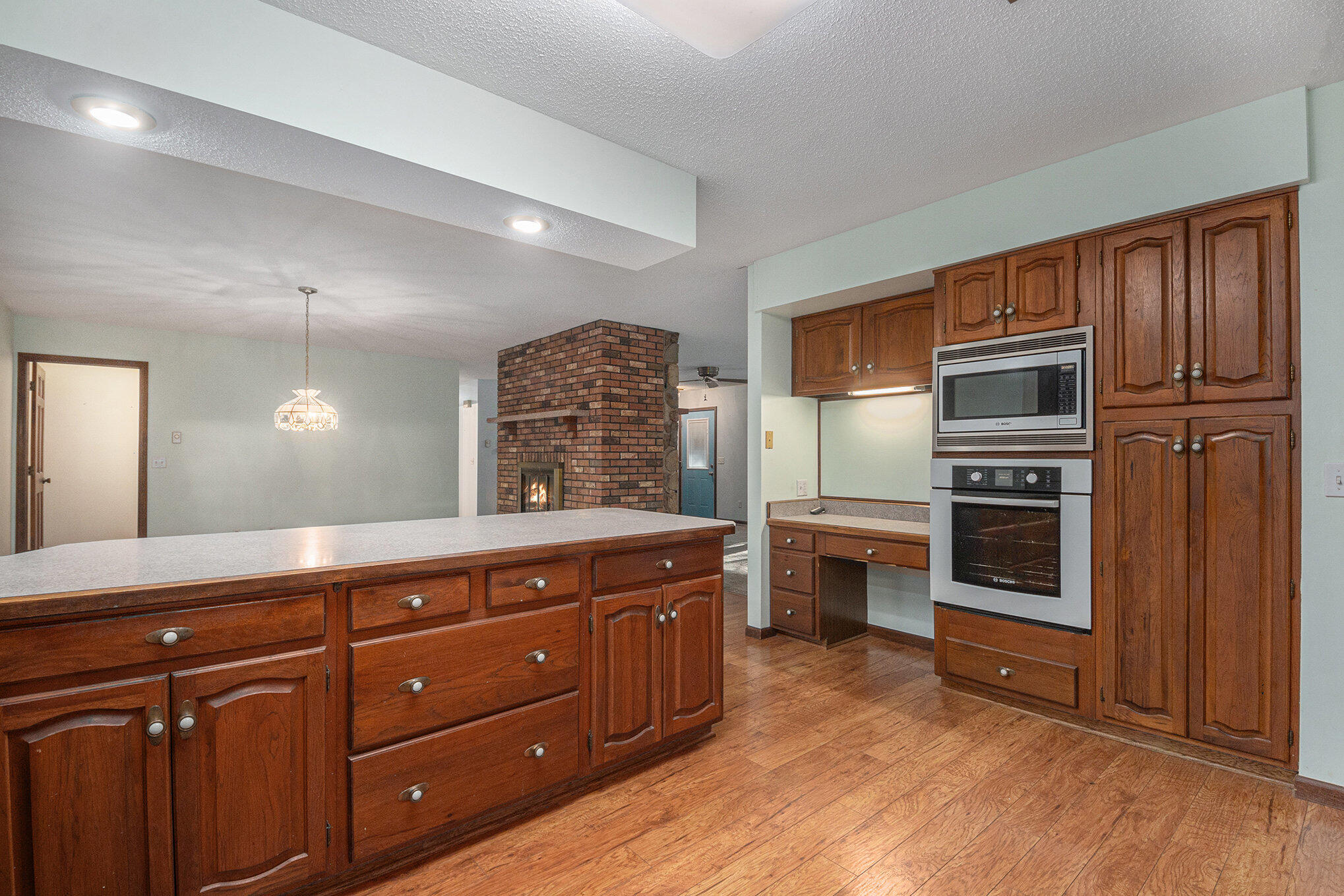 3220 Totimo Road Mount Pleasant, MI 48858 - Photo 7 of 26 Built-in Desk