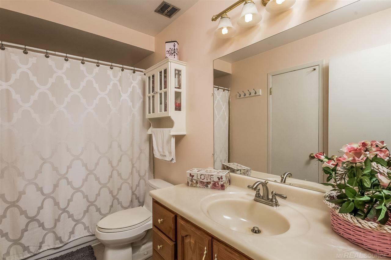 849 Dumont Place Rochester Hills, MI 48307 - Photo 24 of 50