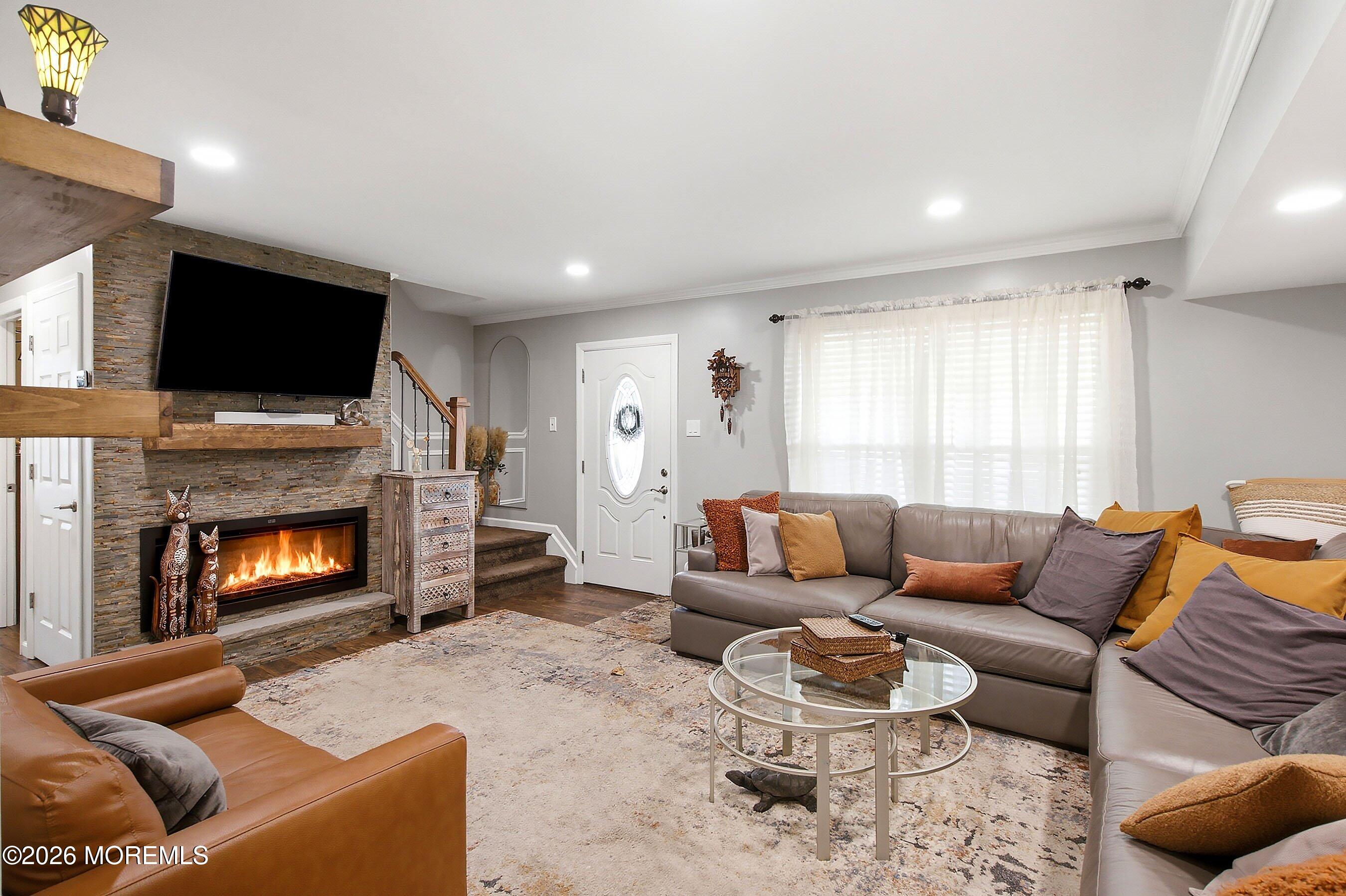 7 Cidermill Court Howell, NJ 07731 - Photo 5 of 34 06-Living 1B