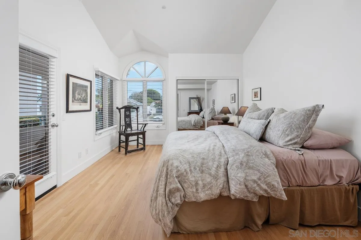 538 4th Street Encinitas, CA 92024 - Photo 20 of 31