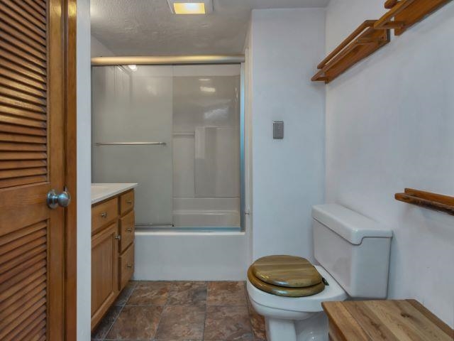 222 Lawrence Road Salem, NH 03079 - Photo 19 of 27