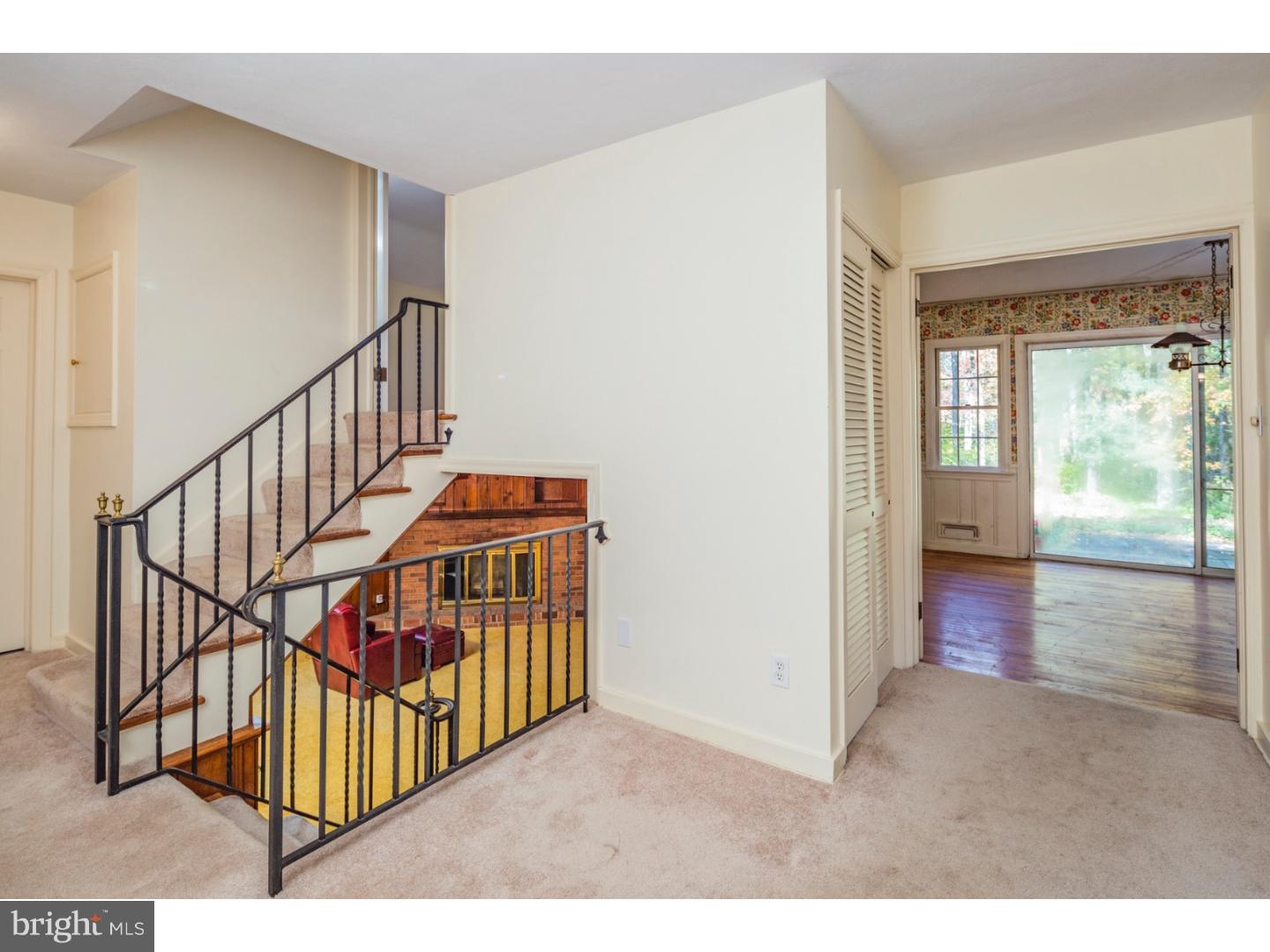 6 Van Kirk Road Princeton, NJ 08540 - Photo 8 of 25 Hallway