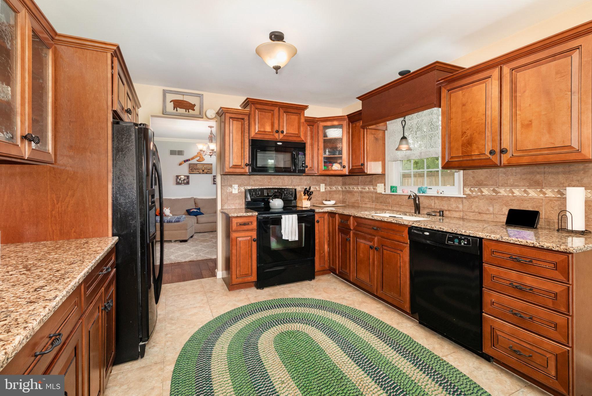 1572 Baltimore Road Dillsburg, PA 17019 - Photo 10 of 36