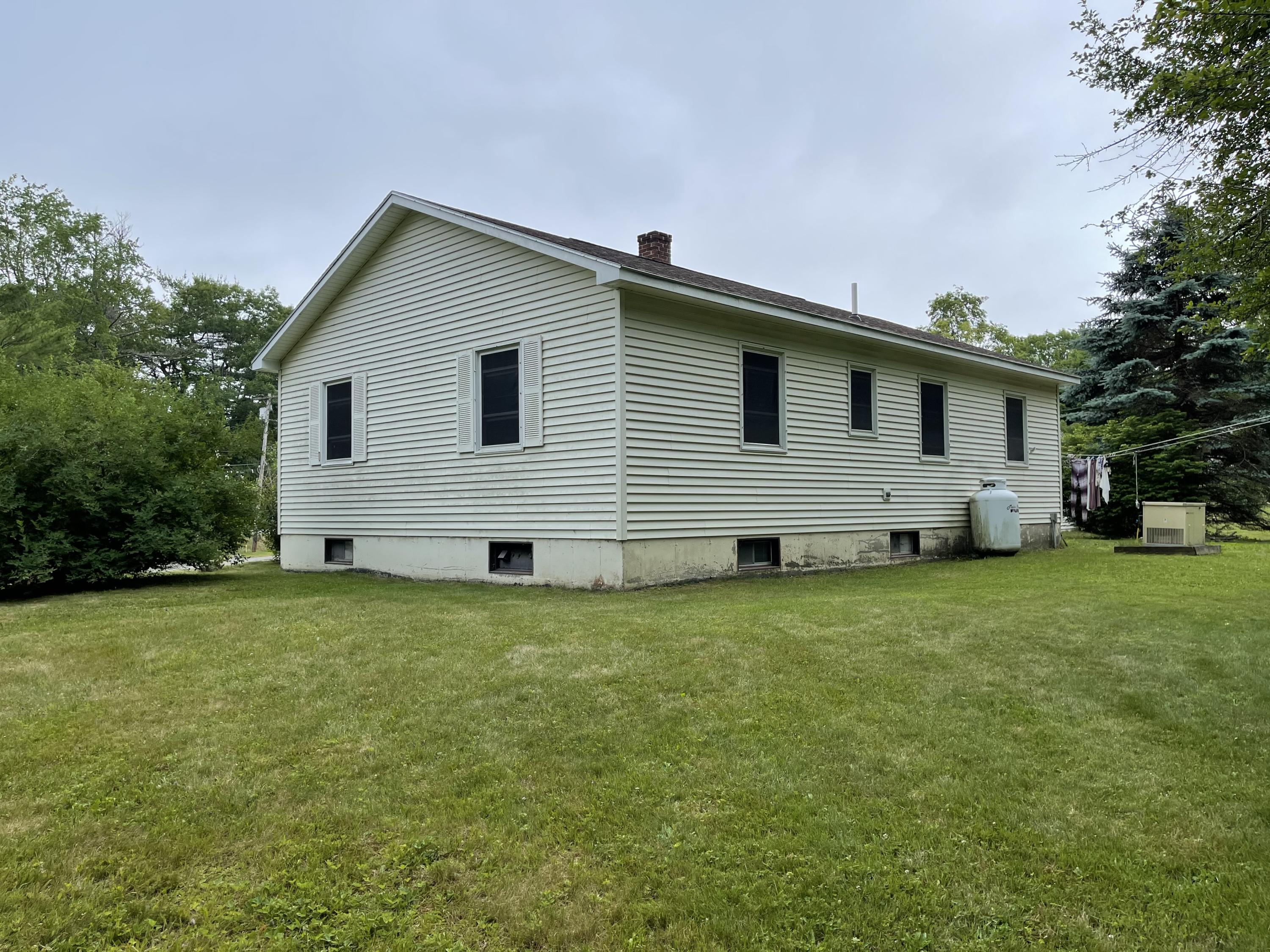 68 Bradford Road Wiscasset, ME 04578 - Photo 6 of 32 IMG_2765