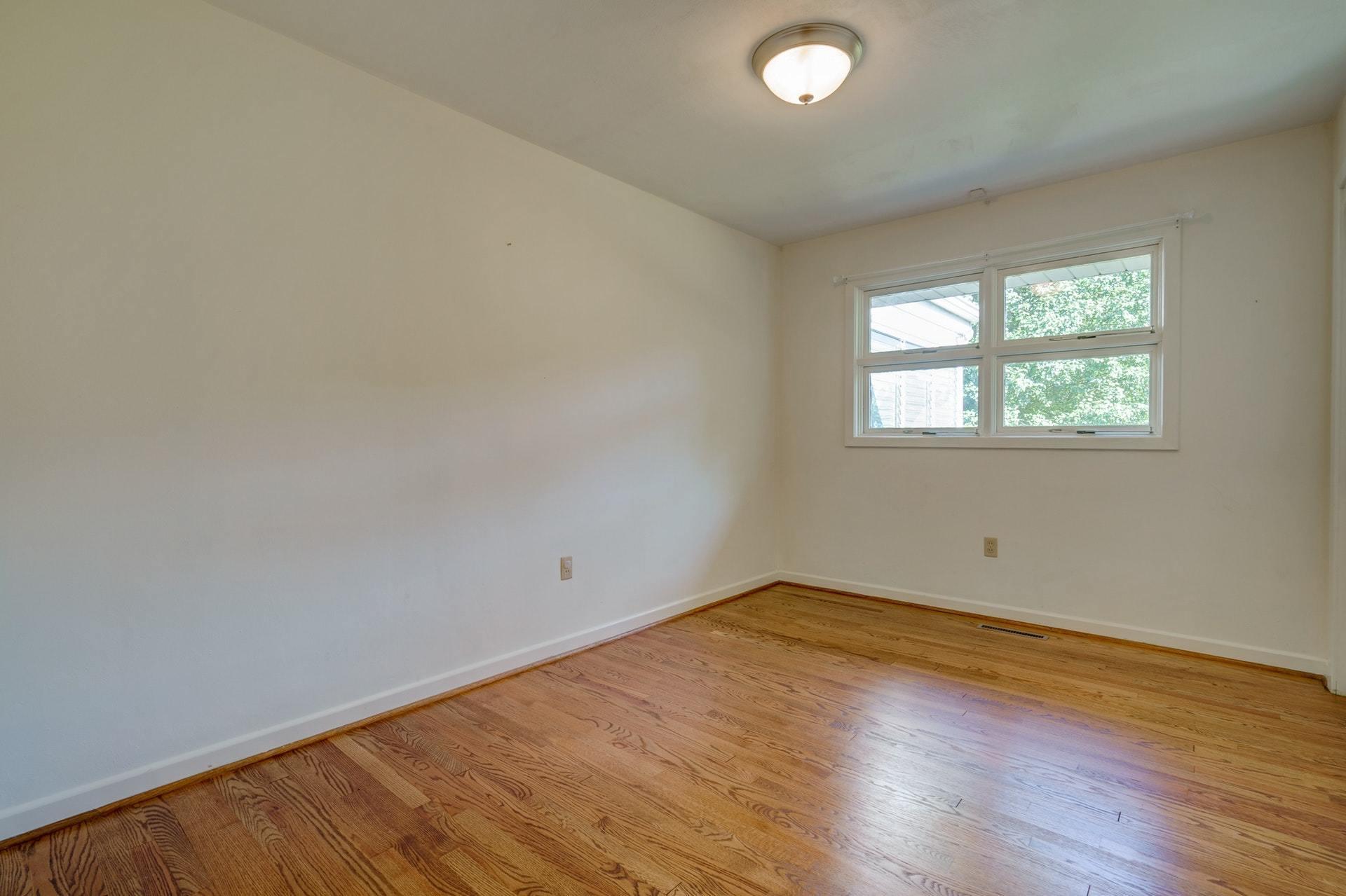 3519 Valentine Road Southwest Roanoke, VA 24018 - Photo 18 of 46 018-325909-3519 Valentine Road Southwest