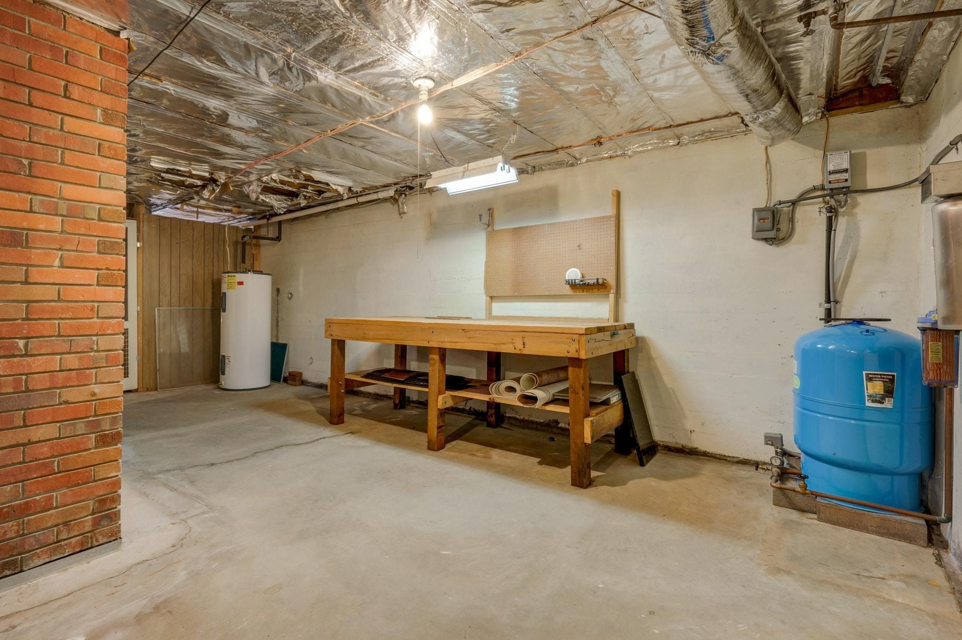 3519 Valentine Road Southwest Roanoke, VA 24018 - Photo 27 of 46 028-325909-3519 Valentine Road Southwest