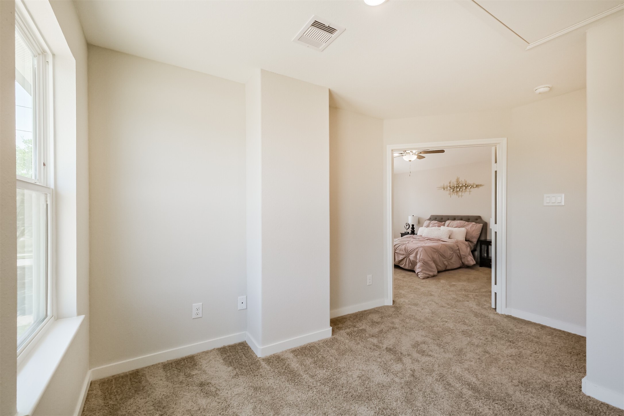 703 Majestic Eagle Court Houston, TX 77090 - Photo 21 of 40