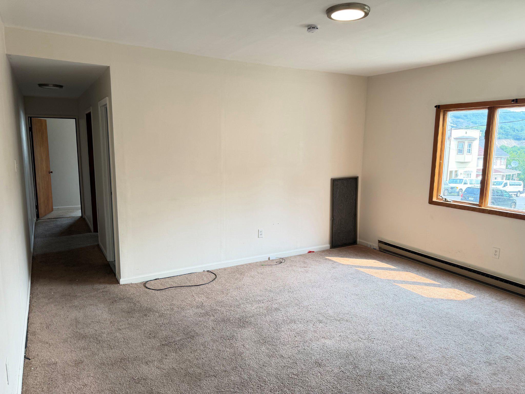 114 East Ruddle Street Coaldale, PA 18218 - Photo 6 of 29 First Floor Apartment Living Room