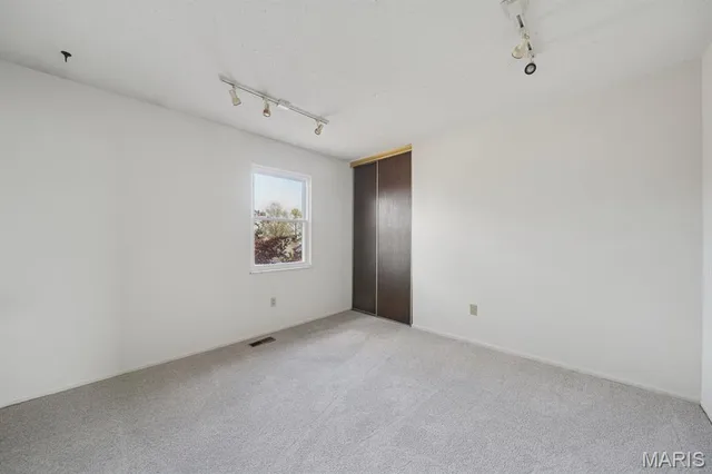 $350,000 | 2804 Bear Creek Court, St. Louis, MO 63129