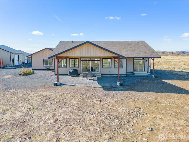 a view of a house with a outdoor space