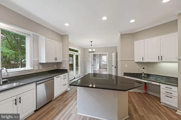 $8,850 | 5108 Warren Place Northwest, Washington, DC 20016