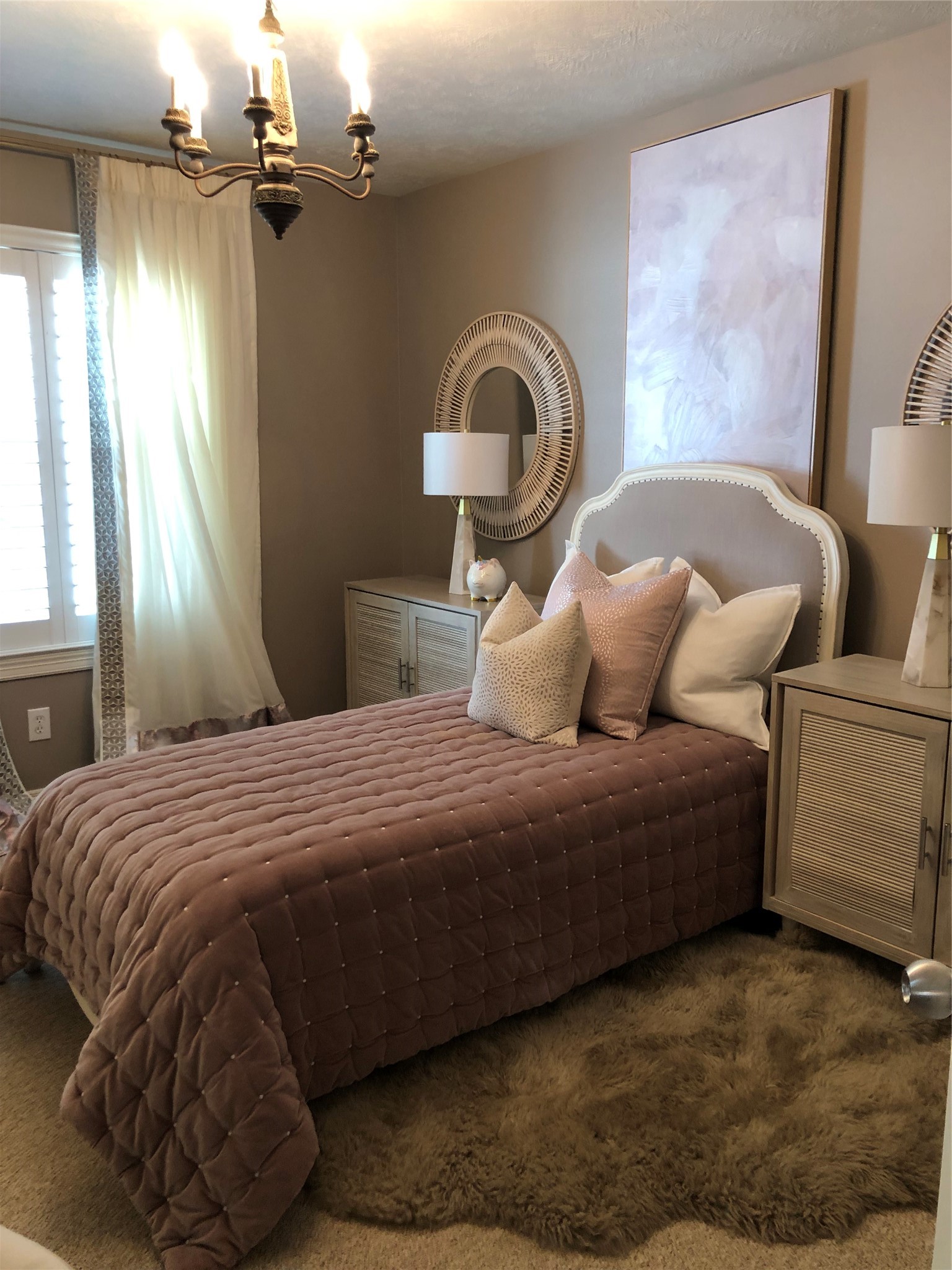 951 Lamonte Lane Houston, TX 77018 - Photo 13 of 26 a bedroom with bed and window