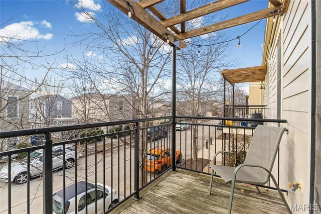 $190,000 | 3400 Hiram Street, Unit B2, St. Charles, MO 63301