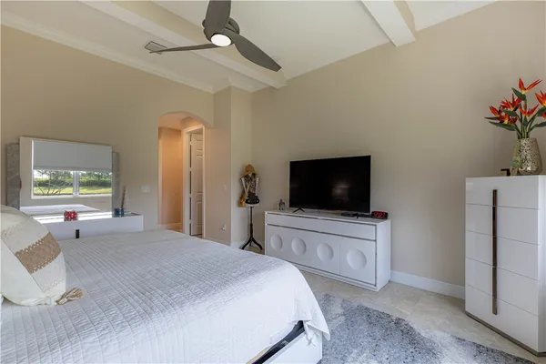 $899,000 | 510 Caroline Drive, Vero Beach, FL 32968