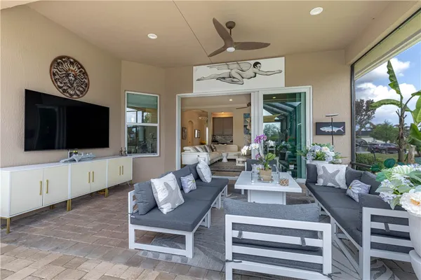 $899,000 | 510 Caroline Drive, Vero Beach, FL 32968