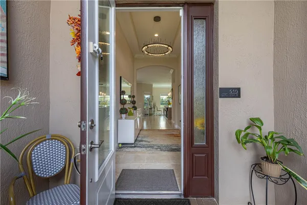 $899,000 | 510 Caroline Drive, Vero Beach, FL 32968