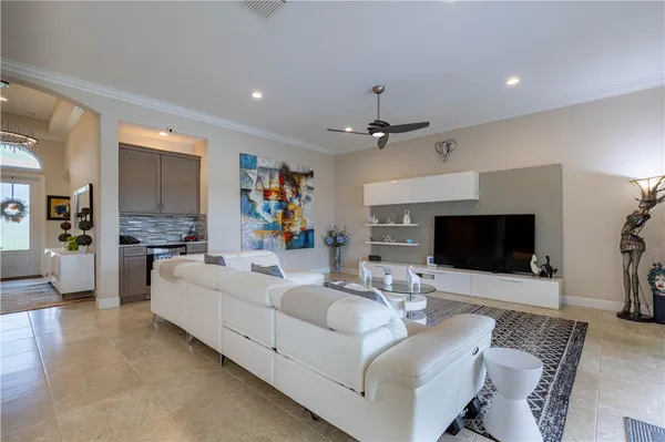 $899,000 | 510 Caroline Drive, Vero Beach, FL 32968