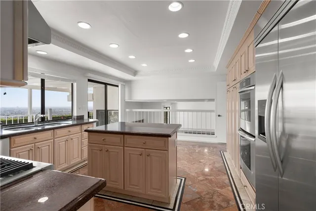 $2,100,000 | 2326 North Rockridge Circle, Orange, CA 92867