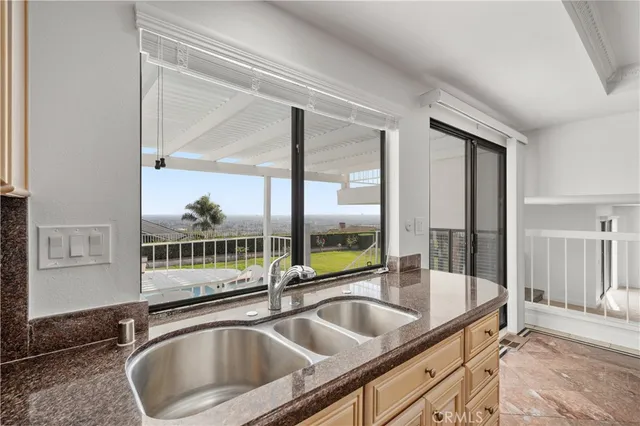 $2,100,000 | 2326 North Rockridge Circle, Orange, CA 92867