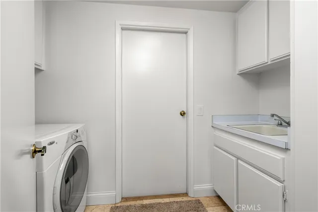 $2,100,000 | 2326 North Rockridge Circle, Orange, CA 92867